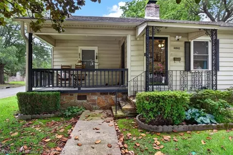 Exterior - 2520 L St, Fort Smith, AR 72901 photo 4 of 10