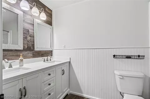 Bath - 7003 Dean Rd, Alma, AR 72921 photo 1 of 4