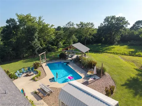 Exterior - 7003 Dean Rd, Alma, AR 72921 photo 9 of 12