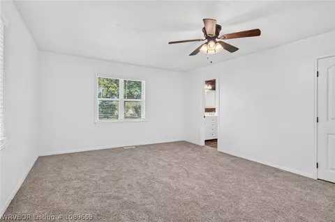 Bedroom - 7003 Dean Rd, Alma, AR 72921 photo 1 of 7
