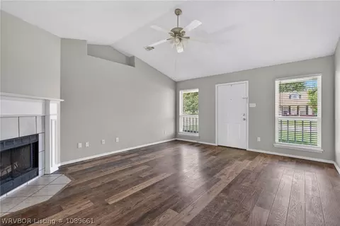 Living - 1603 Eastgate Cir, Greenwood, AR 72936 photo 3 of 6