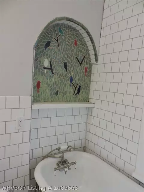 Bath - 705 N 8th St, Fort Smith, AR 72901 photo 3 of 4