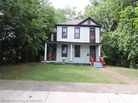 Exterior - 705 N 8th St, Fort Smith, AR 72901 photo 5 of 6