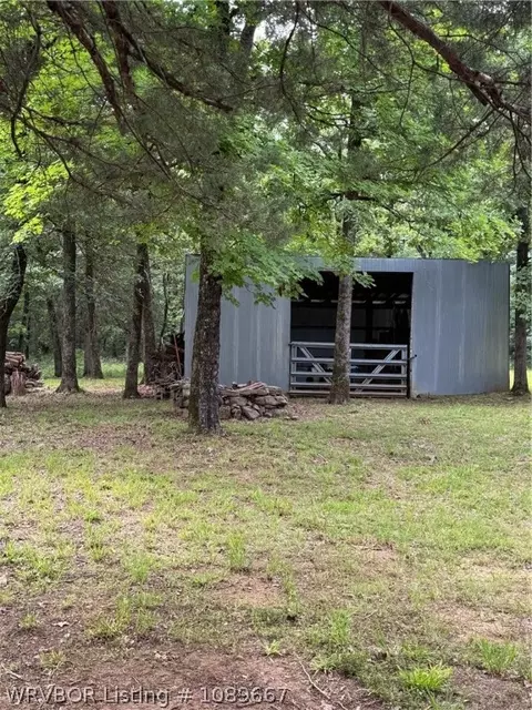 Other - 400 Polk Ln, Hackett, AR 72937 photo 10 of 23
