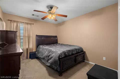 Bedroom - 301 Apple Valley Dr, Fort Smith, AR 72908 photo 3 of 5