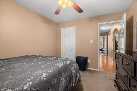 Bedroom - 301 Apple Valley Dr, Fort Smith, AR 72908 photo 4 of 5