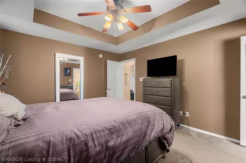 Bedroom - 301 Apple Valley Dr, Fort Smith, AR 72908 photo 2 of 5