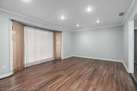 Living - 1226 N 58th Ter, Fort Smith, AR 72904 photo 1 of 11