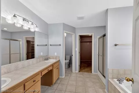 Bath - 7209 Millennium Dr, Fort Smith, AR 72916 photo 2 of 3