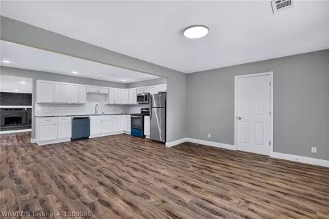 Living - 4716 S 34th St, Fort Smith, AR 72903 photo 1 of 8