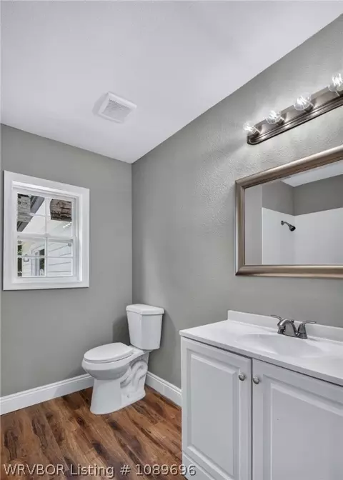 Bath - 4716 S 34th St, Fort Smith, AR 72903 photo 4 of 5