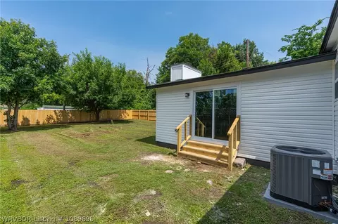 Exterior - 4716 S 34th St, Fort Smith, AR 72903 photo 8 of 9