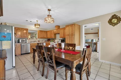 Dining - 500 E Hamon Ave, Pocola, OK 74902 photo 2 of 3