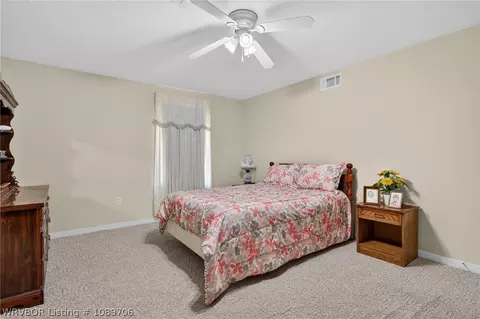 Bedroom - 500 E Hamon Ave, Pocola, OK 74902 photo 4 of 6