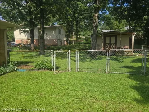 Exterior - 3201 41st St, Fort Smith, AR 72903 photo 6 of 6
