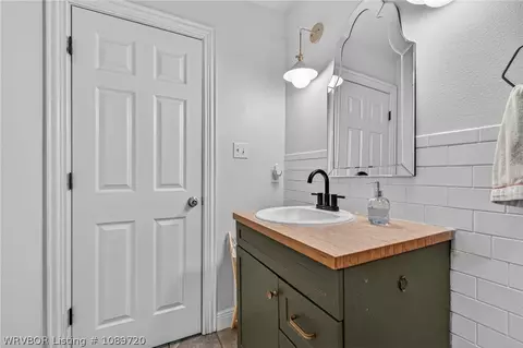 Bath - 1506 S 16th, Fort Smith, AR 72901 photo 4 of 6