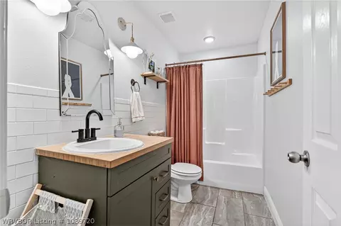 Bath - 1506 S 16th, Fort Smith, AR 72901 photo 3 of 6