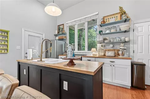 Kitchen - 1506 S 16th, Fort Smith, AR 72901 photo 2 of 4