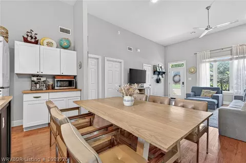 Dining - 1506 S 16th, Fort Smith, AR 72901 photo 1 of 2