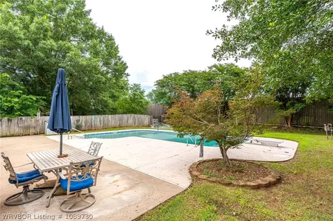 Exterior - 3021 S 100th St, Fort Smith, AR 72903 photo 11 of 12