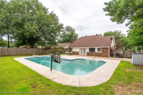 Exterior - 3021 S 100th St, Fort Smith, AR 72903 photo 7 of 12
