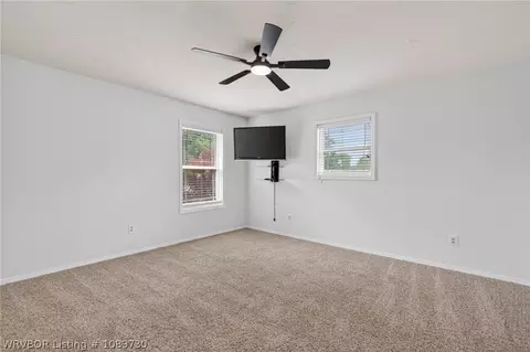 Bedroom - 3021 S 100th St, Fort Smith, AR 72903 photo 5 of 9
