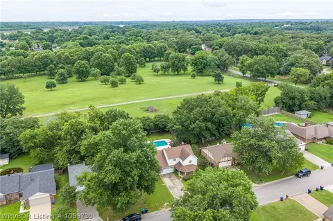 View/Area - 3021 S 100th St, Fort Smith, AR 72903 photo 8 of 9