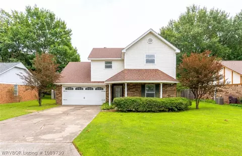 3021 S 100th St, Fort Smith, AR 72903
