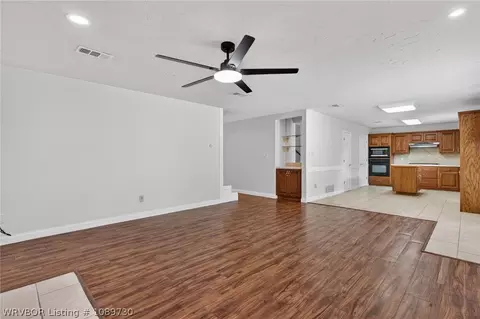 Living - 3021 S 100th St, Fort Smith, AR 72903 photo 4 of 6