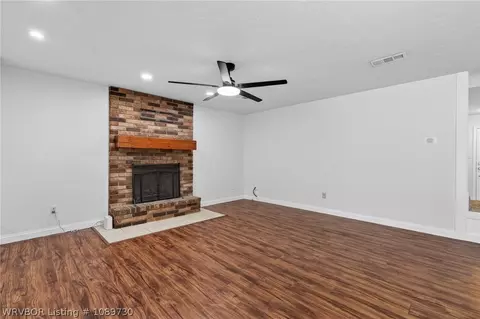 Living - 3021 S 100th St, Fort Smith, AR 72903 photo 1 of 6