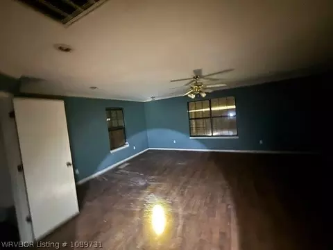 Living - 3216 Village Rd, Fort Smith, AR 72903 photo 2 of 3