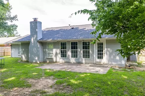 Exterior - 2809 97th Cir, Fort Smith, AR 72903 photo 2 of 5