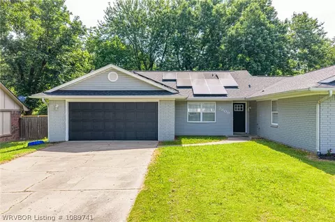 2809 97th Cir, Fort Smith, AR 72903