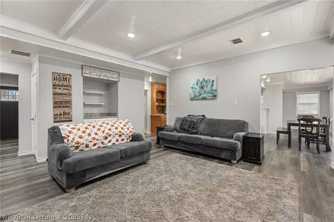 Living - 2809 97th Cir, Fort Smith, AR 72903 photo 1 of 2
