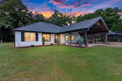 4933 Harrington Dr, Uniontown, AR 72955