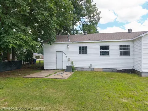Exterior - 4116 S 18th St, Fort Smith, AR 72901 photo 8 of 8