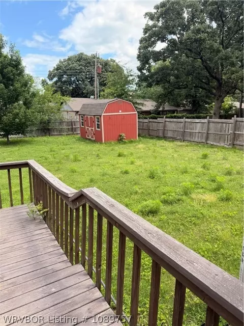 Exterior - 4805 S V St, Fort Smith, AR 72903 photo 6 of 7