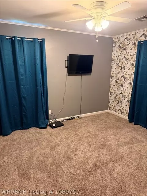 Bedroom - 4805 S V St, Fort Smith, AR 72903 photo 3 of 4