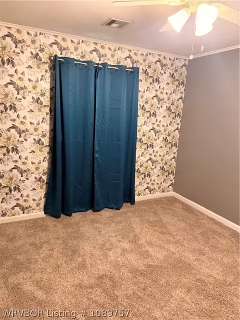 Bedroom - 4805 S V St, Fort Smith, AR 72903 photo 4 of 4