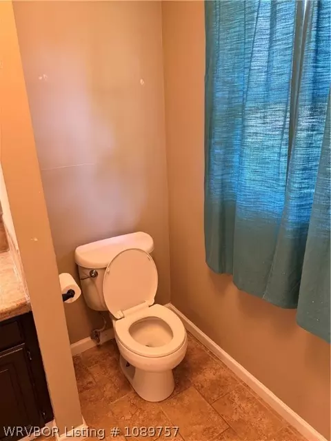 Bath - 4805 S V St, Fort Smith, AR 72903 photo 6 of 8