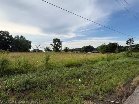 Na N Dogwood Street, Sallisaw, OK 74955