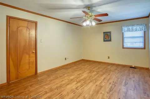 Bedroom - 1910 N 46th Ter, Fort Smith, AR 72904 photo 2 of 8
