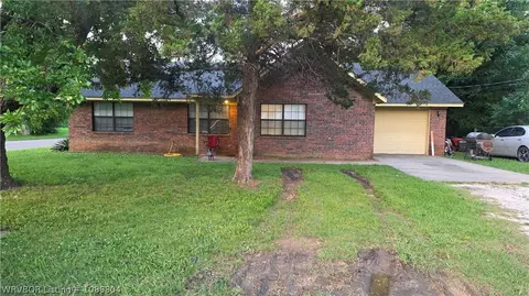 100 Hickory St, Sallisaw, OK 74955