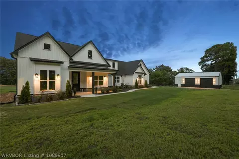5040 Webster Br, Van Buren, AR 72956