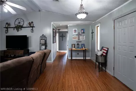 Entry Way - 506 S Kcs Rd, Gans, OK 74936 photo 2 of 3