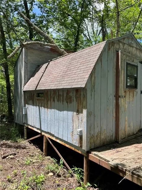 2325 W Fly Gap Rd, Combs, AR 72721 photo 27