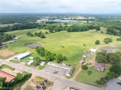 View/Area - 910 Main St, Waldron, AR 72958 photo 1 of 3