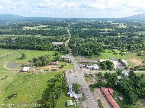 View/Area - 910 Main St, Waldron, AR 72958 photo 3 of 3