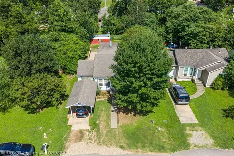 View/Area - 220 N 43rd St, Fort Smith, AR 72903 photo 2 of 8
