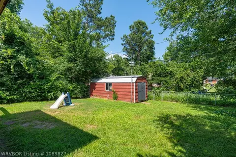 Exterior - 220 N 43rd St, Fort Smith, AR 72903 photo 10 of 11